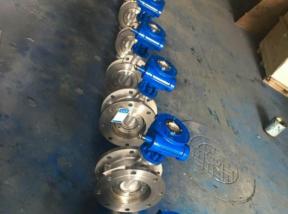 三(sān)偏心法蘭式(shi)渦輪蝶閥